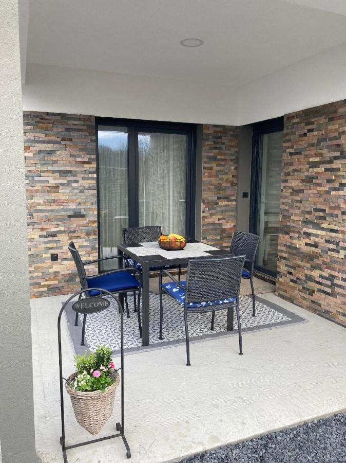 Apartman Nad Prehradou Frydek-Mistek Exterior photo